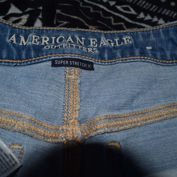 AE Super High Rise Stretchy Shorts - Picture 4 of 5